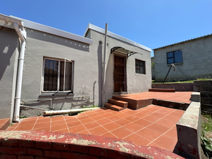 10 Bedroom Property for Sale in Amalinda Eastern Cape